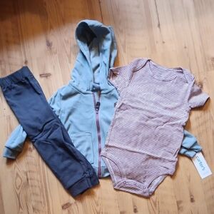 New Carter's 3 Piece Outfit